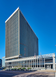 Commerce Bank Clayton location exterior